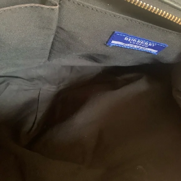 Burberry blue label shoulder bag with COA - Picture 11 of 15